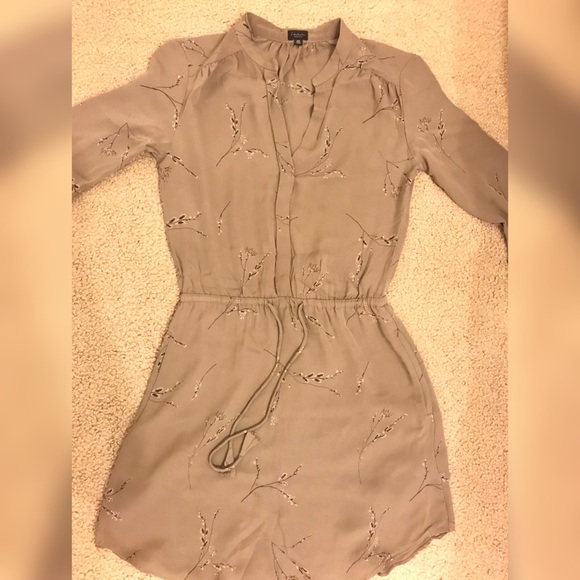 Aritzia Babaton 100% Silk Bennett Dress - Picture 1 of 7